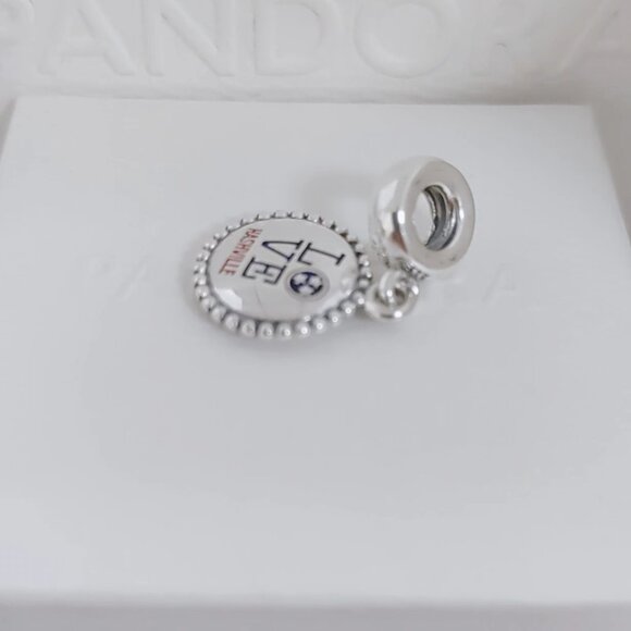 Pandora Love Nashville and Nashville Flag Exclusive Dangle Charm with box - Picture 5 of 6